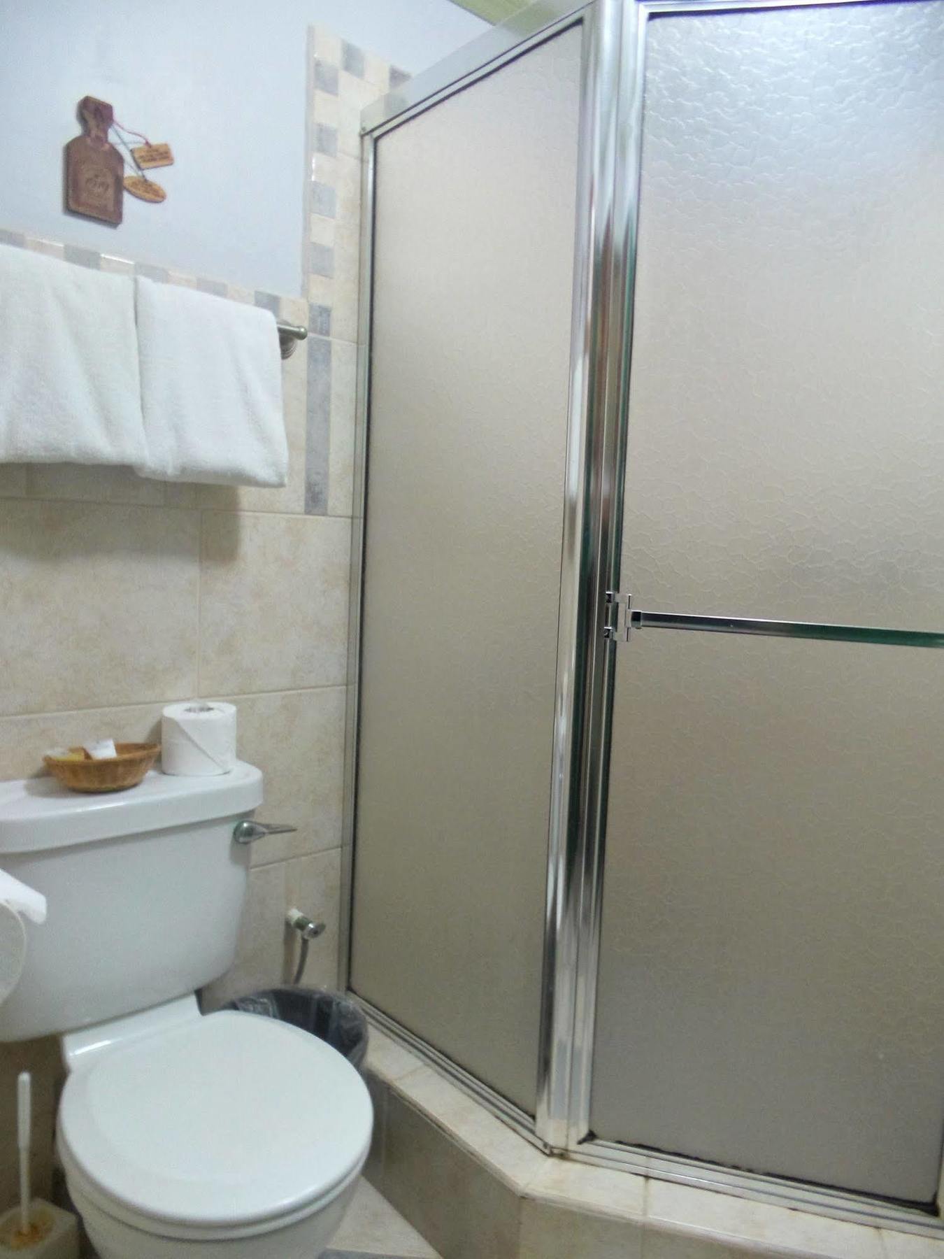 Coblentz Inn Boutique Hotel ポートオブスペイン エクステリア 写真